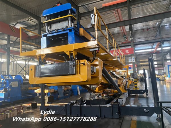 Crawler Type Tile Press Reverse Ceiling Lifting Platform Can Meet The Various Heights of Plant Construction