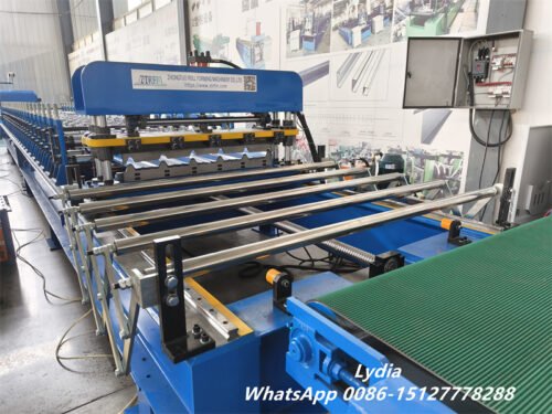 Algeria High Speed T35 T40 0.4-1.2mm Metal Roofing Sheet Forming Machine with Flying Shear Gearbox Transmission