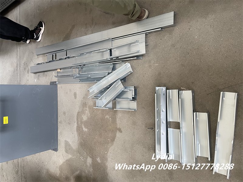 Light gauge steel house making machine