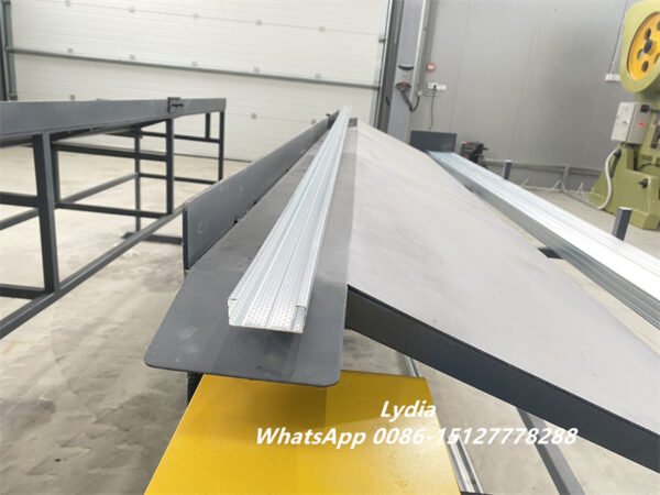 c channel roll forming machine