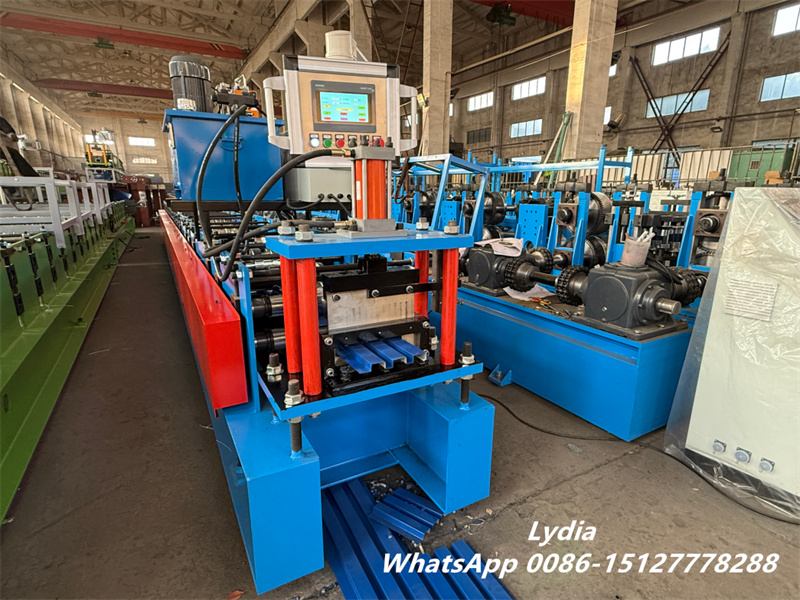 90 Degree Horizontal Hanging Board Wall Cladding Roll Forming Machine