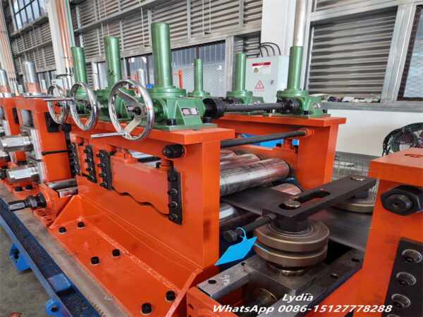 default Zhongtuo 8mm Heavy Duty C Purliin Roll Forming Machine Cold CZ Purlin Roll Forming Line