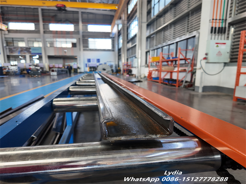 18 stations heavy gauge roll forming machine