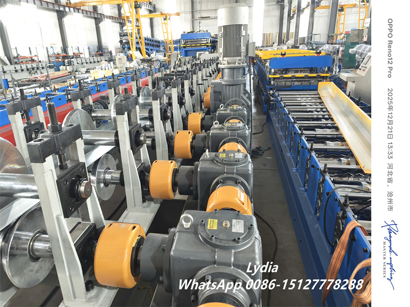 container house roll forming machine