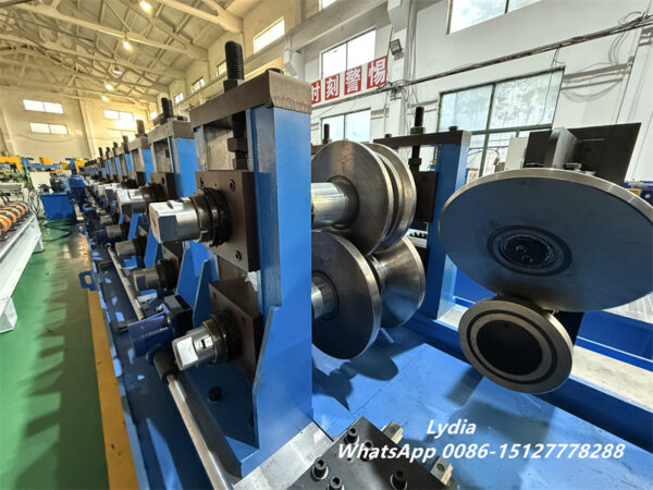 Heavy CZ Purlin12 Automatic C to Z changeover system on C Z purlin roll forming machine controlled by PLC