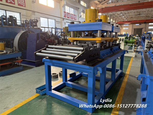 Heavy CZ Purlin13 Hydraulic punching system of automatic C Z purlin roll former with flexible hole positioning