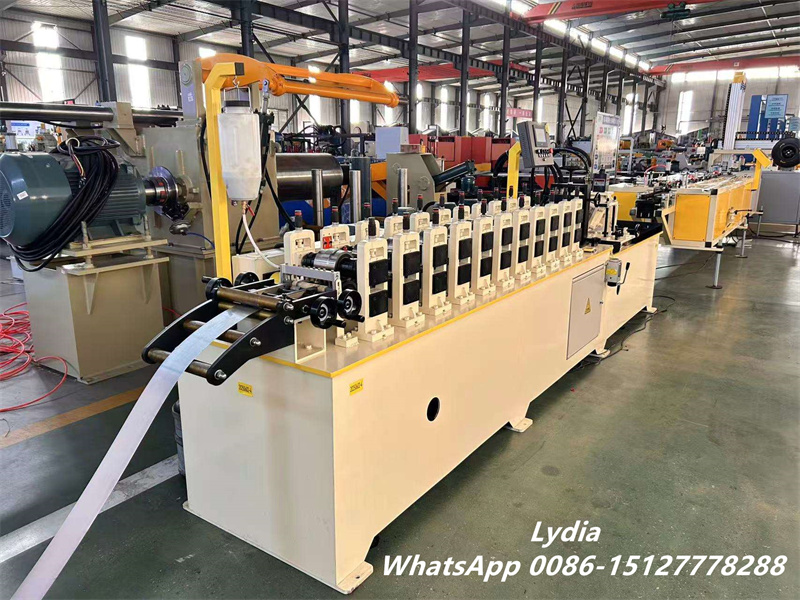 hat channel roll former hydraulic cutting system