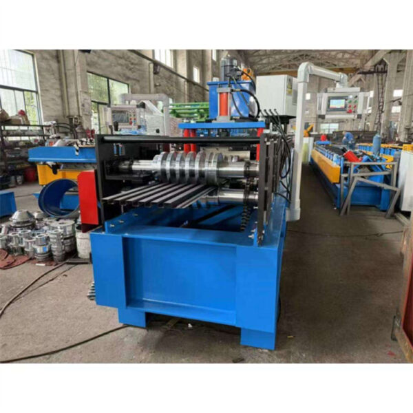 Wall Cladding Machine04 Wall cladding panel roll forming machine with Siemens PLC control system