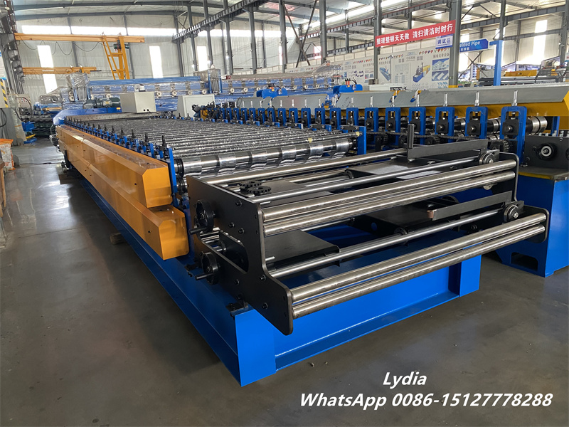 AG panel roll forming machine