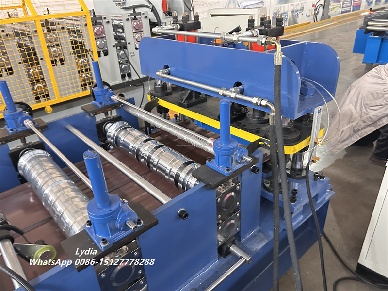 5V crimp roofing panel roll forming machine