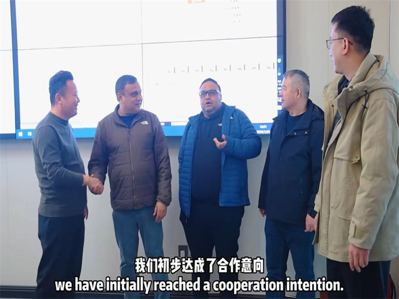 Zhongtuo welcoming U.S. customers for garage door machine cooperation
