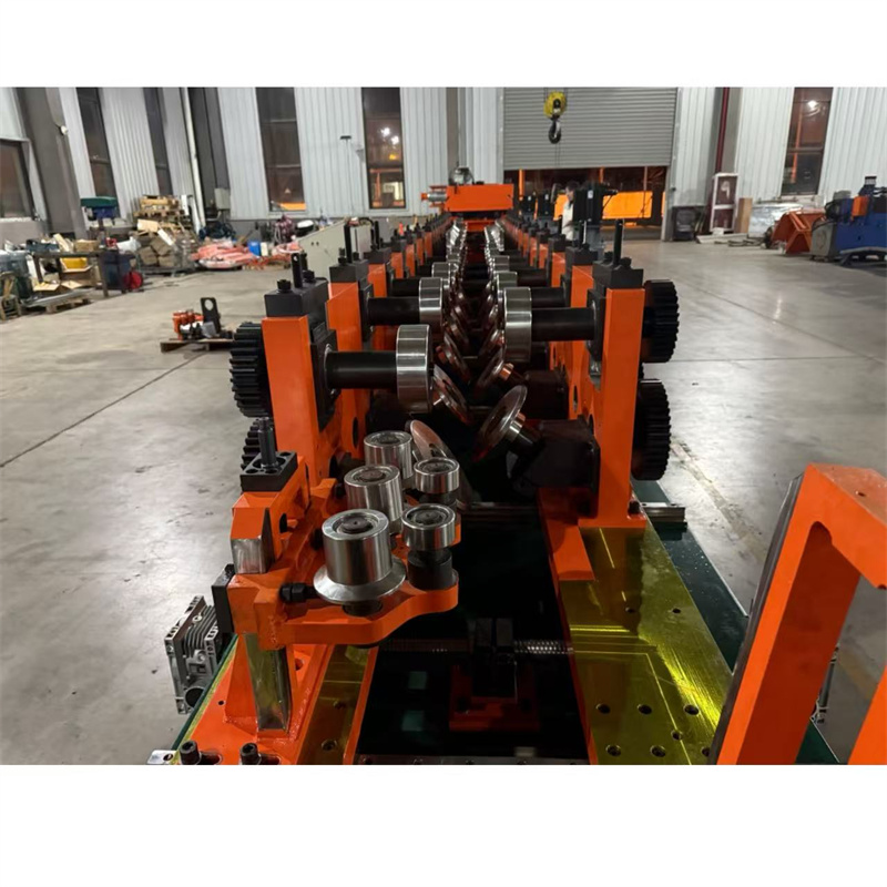 High speed C purlin roll forming machine with hydraulic decoiler