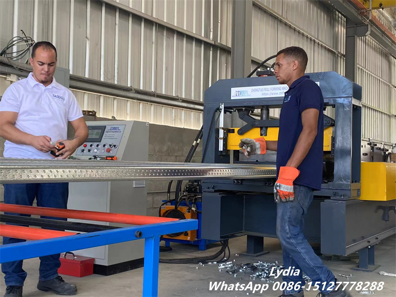 steel deck machine