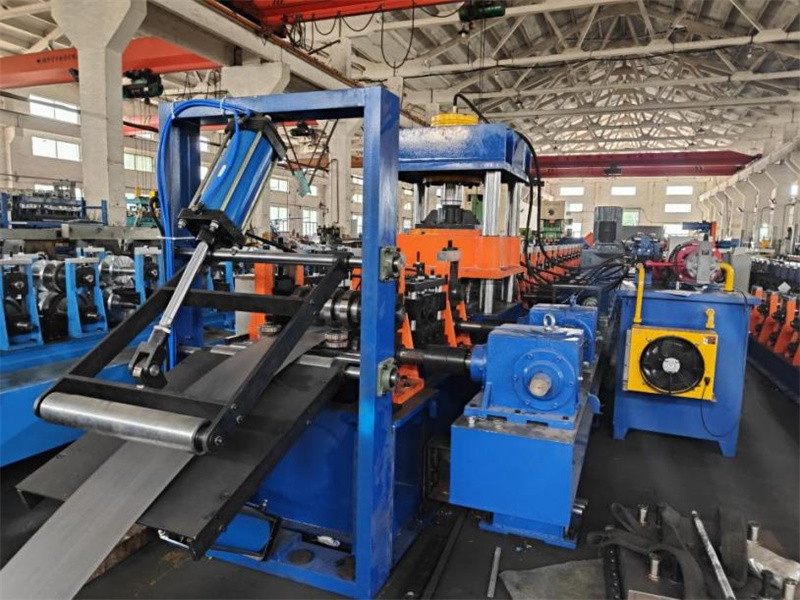highway barrier roll forming machine