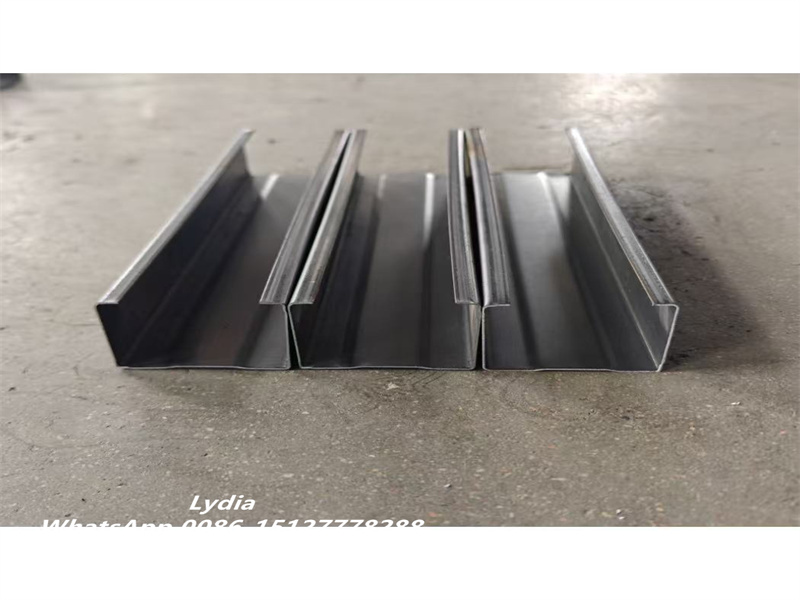 finished C purlin profiles in different sizes produced by roll forming machine