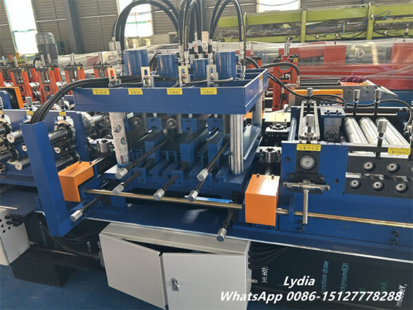 CZ purlin Machine05 feeding platform for CZ purlin forming production line