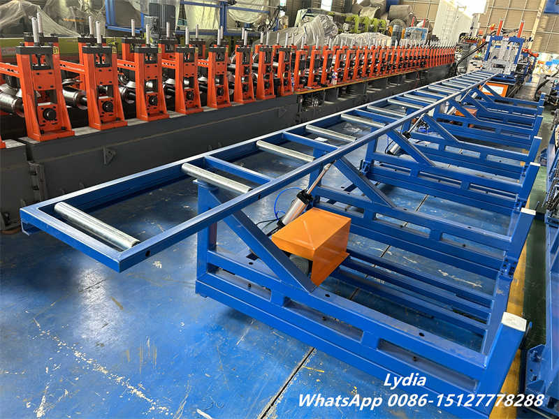 high speed CZ purlin roll forming production