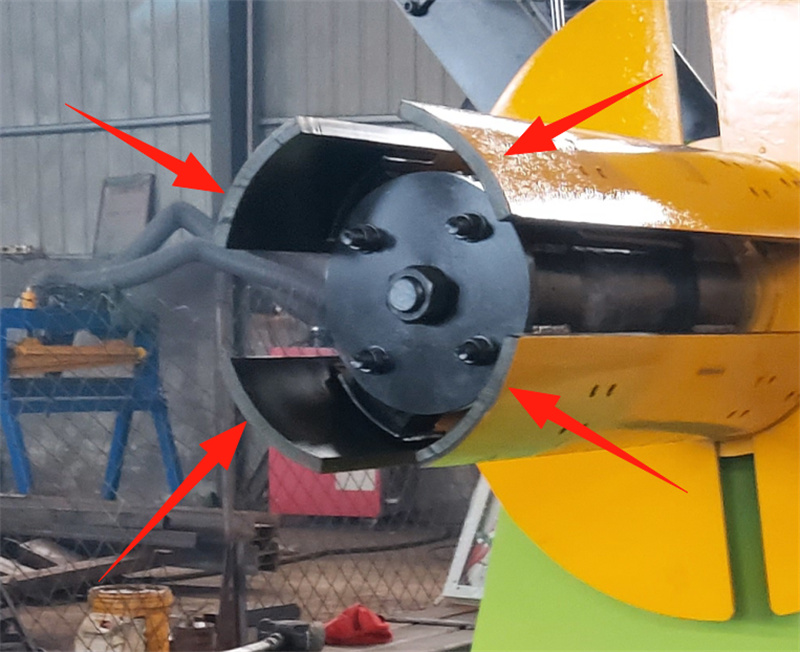 four-arm hydraulic decoiler mandrel for coil clamping