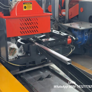 Supermarket vertical pallet racks machine01 Heavy-duty machine frame for upright roll forming