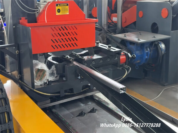 Supermarket vertical pallet racks machine01 Heavy-duty machine frame for upright roll forming