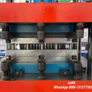 Supermarket vertical pallet racks machine08 Servo-controlled upright punching station