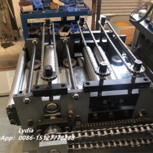 C purlin02 Hydraulic cutting system of automatic C purlin machine