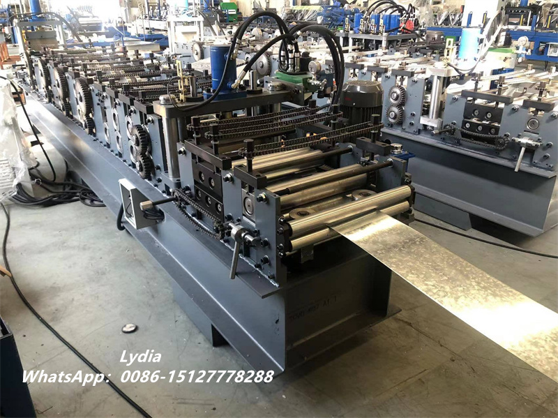 Automatic C shaped purlin roll forming machine production line