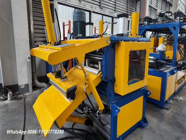 default angle profile forming machine