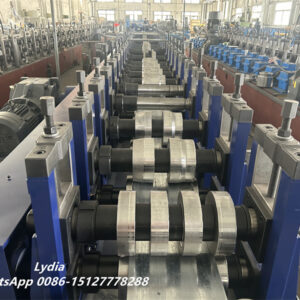 Fascia Gutter08 Rain gutter roll forming machine with electric cutting system