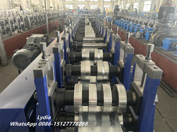 Fascia Gutter08 Rain gutter roll forming machine with electric cutting system