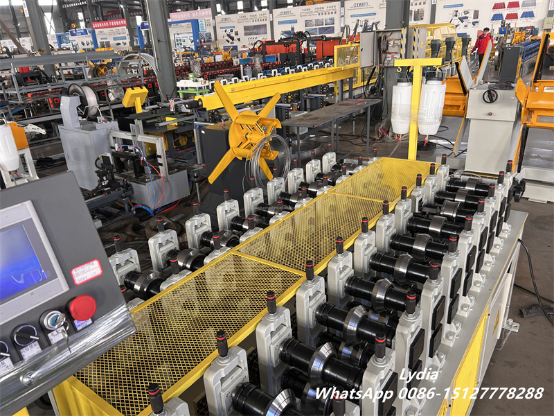 angle roll forming machine