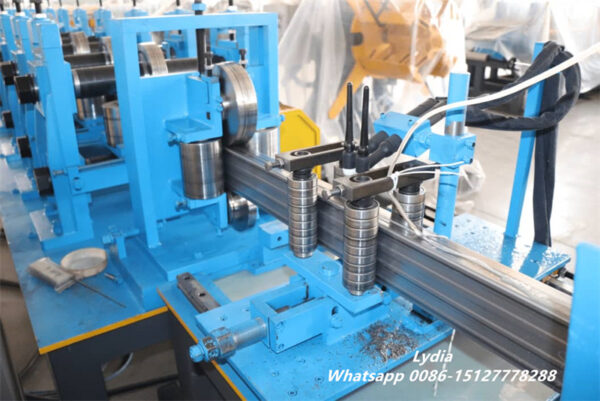 Step Beam P Beam04 automatic box beam roll forming machine