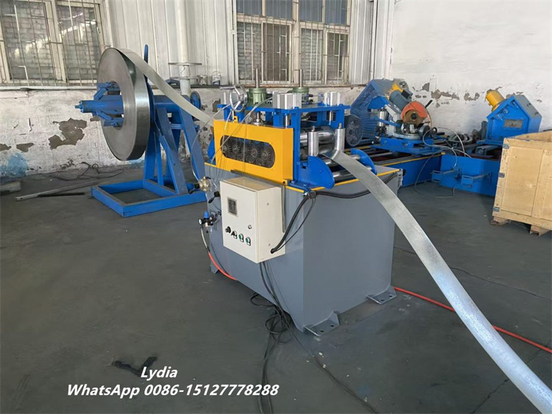 Automatic solar strut channel forming machine