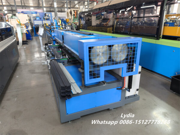 oplus_2097152 steel fence panel roll forming machine