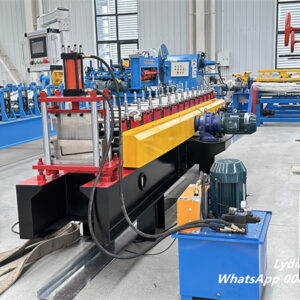 L purlin09 L Angle Roll Forming Machine in factory workshop