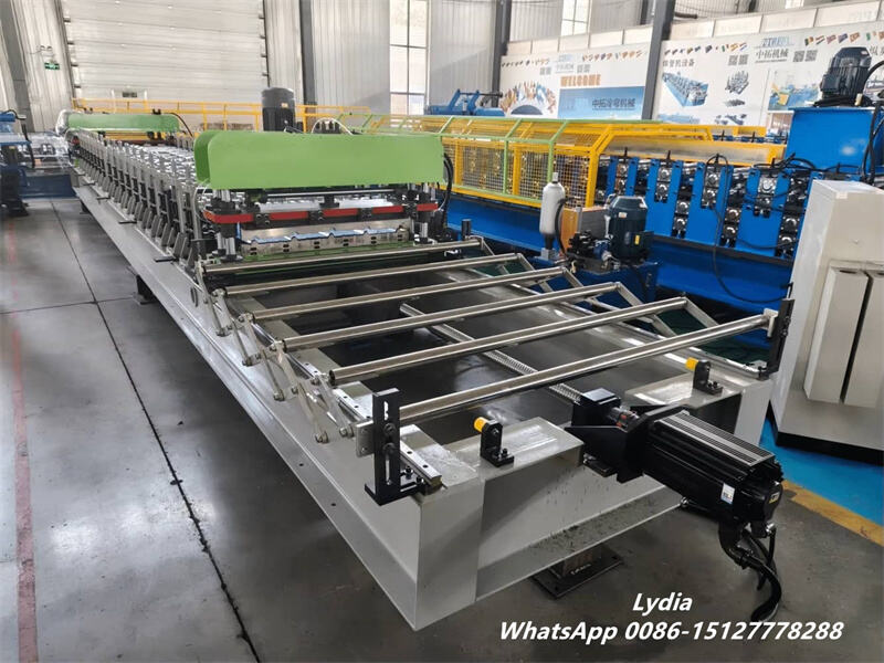 Automatic Ameri-Cana roof panel roll forming machine with PLC control system