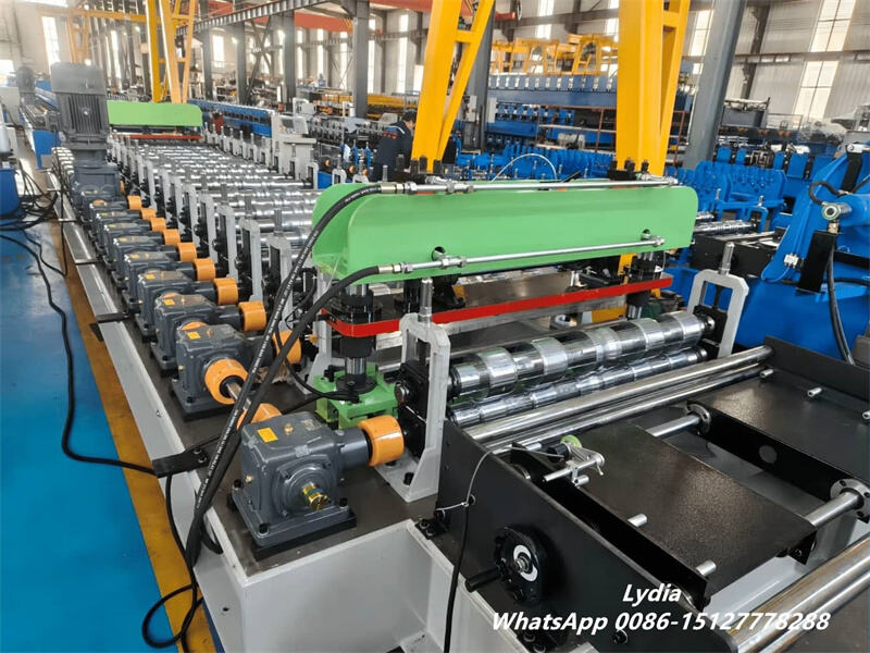 Automatic Ameri-Cana roof panel roll forming machine with PLC control system