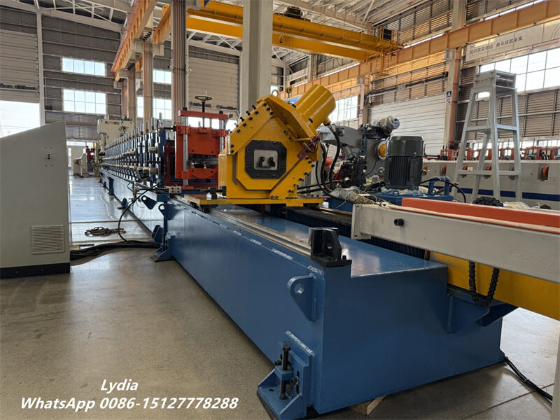 Heavy duty warehouse rack upright production line