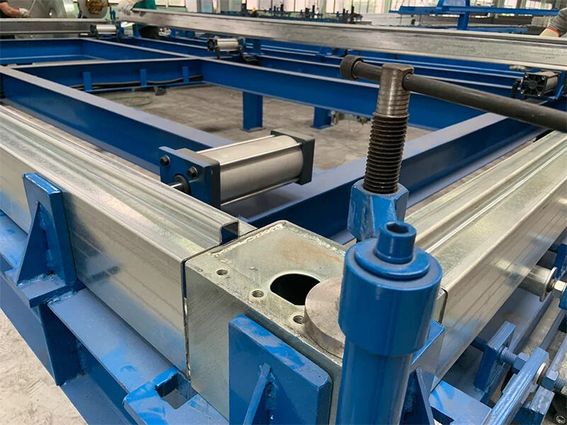 Automatic Container House Roll Forming Machine with Hydraulic Cutting System