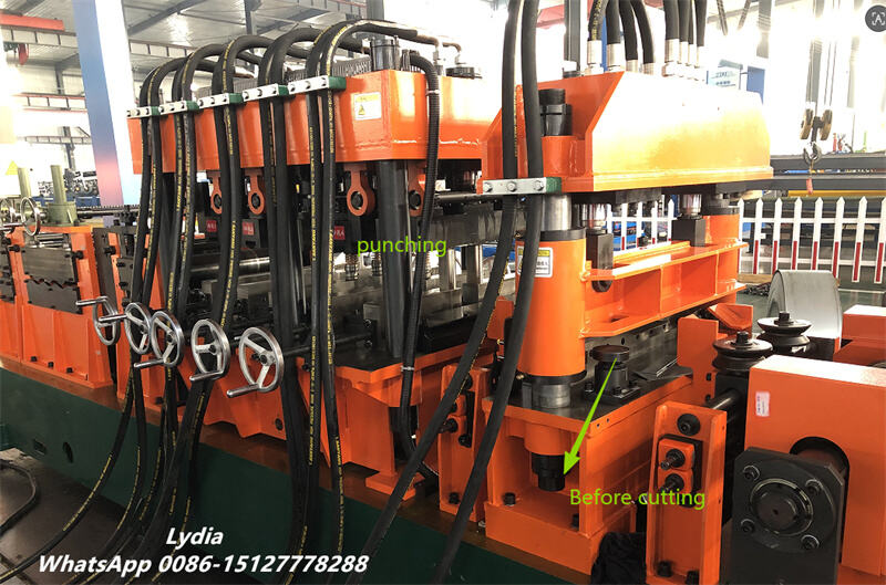 Multi-profile C Z purlin eaves beam roll forming machine