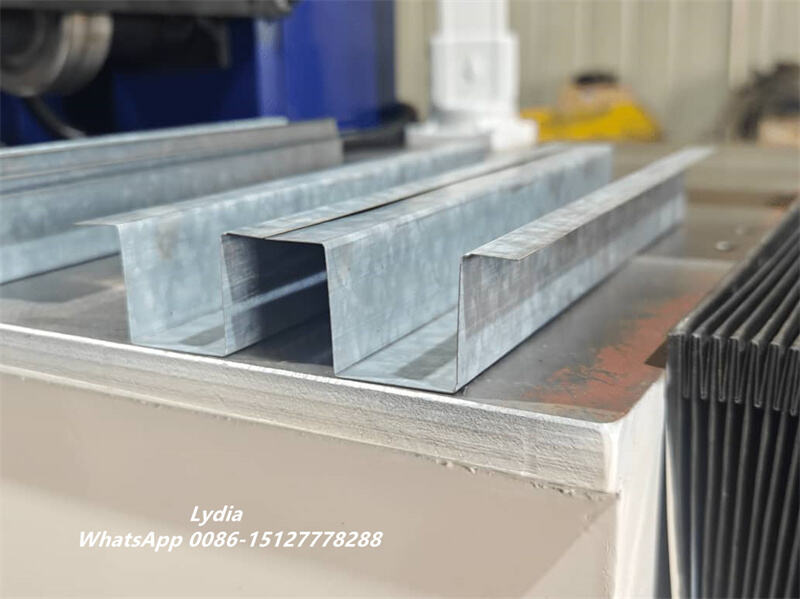 0.4–1.5mm galvanized steel omega channel roll forming machine