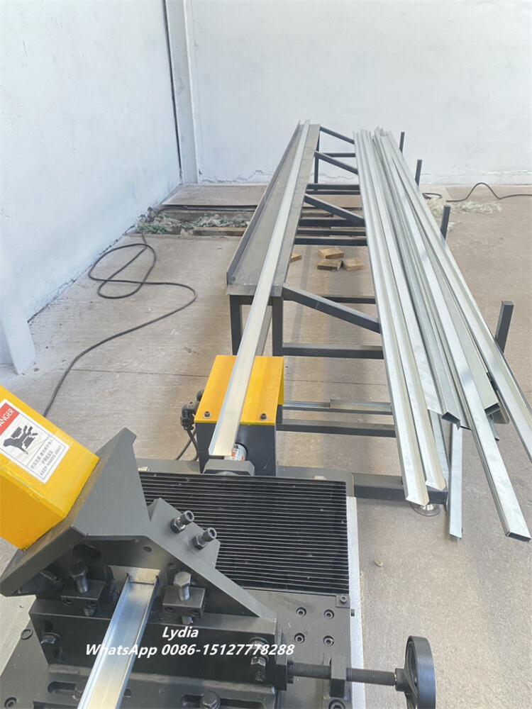 Spring Tee Triangle Tee11 Spring Tee Carrier Roll Forming Machine for Suspended Metal Ceiling Systems