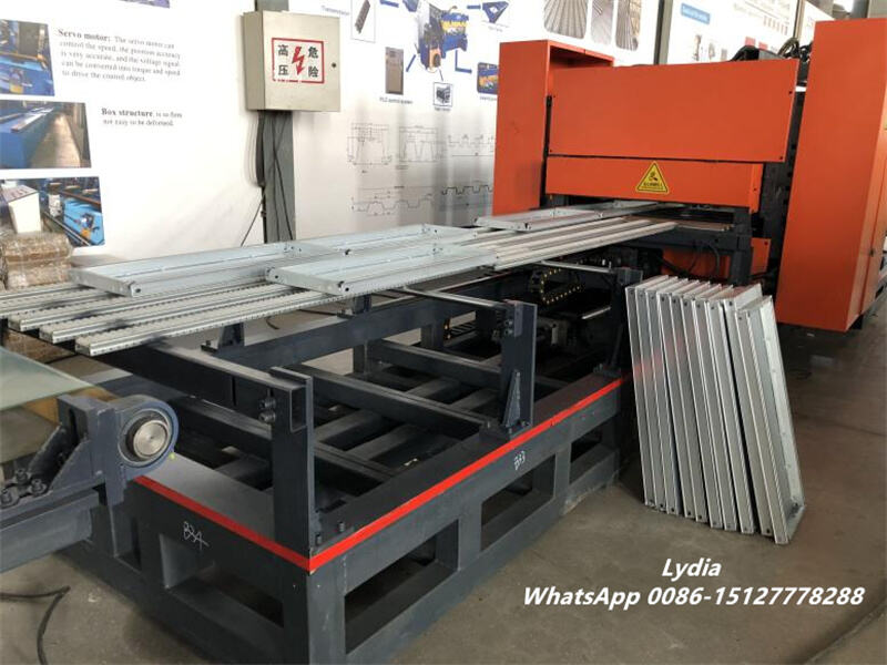 Automatic Shelf Panels Machine
