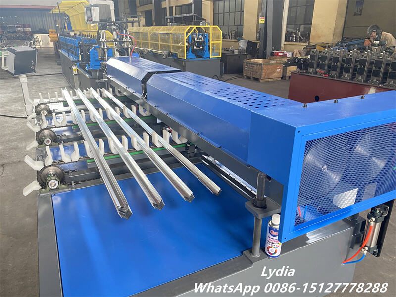 high speed L angle roll forming machine